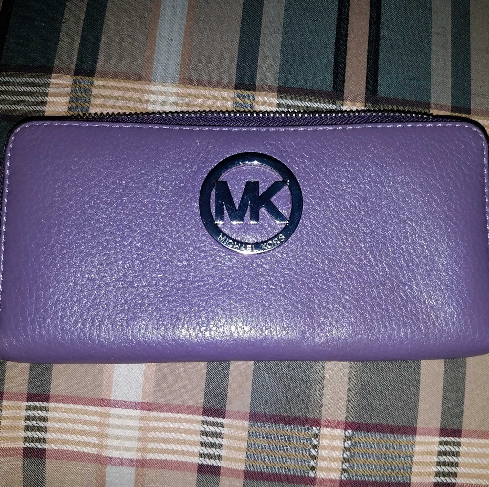 Michael Kors wallet